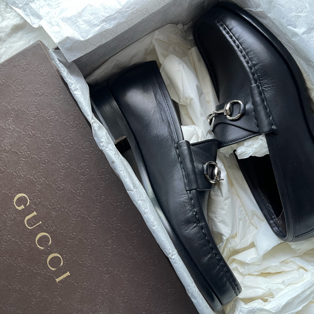 Gucci Horsebit Loafers (GUCCI SIZE 8D) black/silver new with box and dust bags